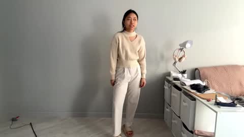 Mia online show from February 2026 11:09:01 PM