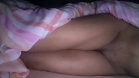 Snapshot of mulato44 chatting on January 2025 04:23:02 PM Laly online show from January 2025 04:23:02 PM