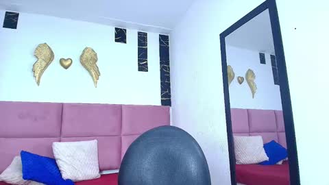 Muller Asher online show from October 2025 04:40:01 AM