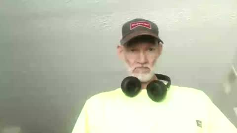 mullinfloggin79 online show from July 2026 06:01:02 PM