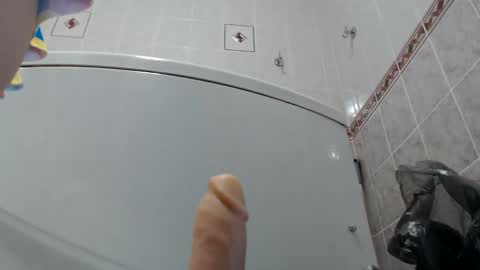 Snapshot of mullty chatting on January 2025 02:43:02 AM Mullty online show from January 2025 02:43:02 AM