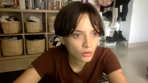 Snapshot of munchi_ chatting on December 2024 03:21:01 PM   online show from December 2024 03:21:01 PM