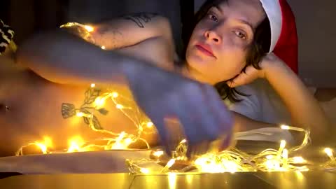 Snapshot of munchi_ chatting on December 2024 10:19:01 AM   online show from December 2024 10:19:01 AM