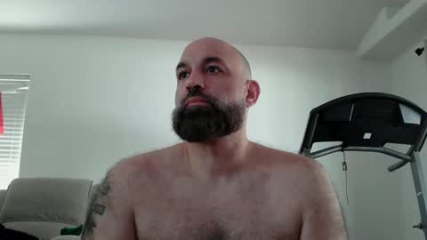 Snapshot of munchies420 chatting on March 2026 04:03:02 PM Bearded online show from March 2026 04:03:02 PM