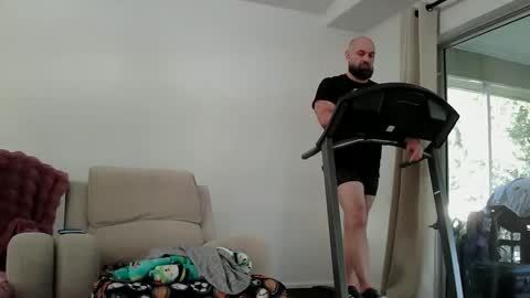 Snapshot of munchies420 chatting on April 2026 11:46:02 AM Bearded online show from April 2026 11:46:02 AM