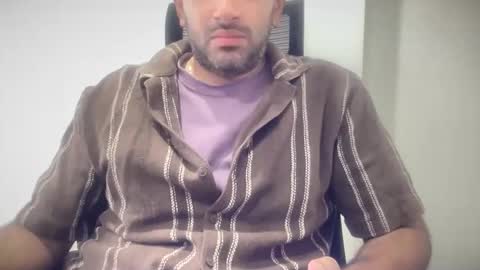 Snapshot of munnabobby2008 chatting on November 2025 06:52:01 AM munnabobby2008 online show from November 2025 06:52:01 AM