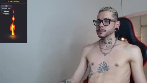 Snapshot of murdockh chatting on February 2025 04:21:01 AM murdok online show from February 2025 04:21:01 AM