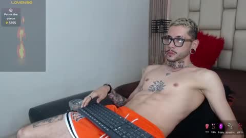 Snapshot of murdockh chatting on February 2025 07:13:01 AM murdok online show from February 2025 07:13:01 AM