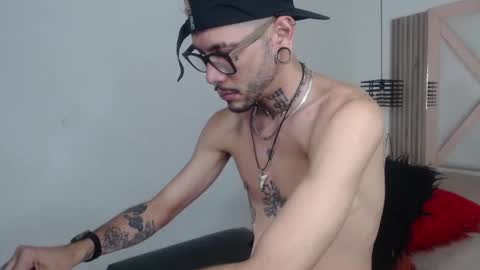 Snapshot of murdockh chatting on March 2025 10:04:01 AM murdok online show from March 2025 10:04:01 AM