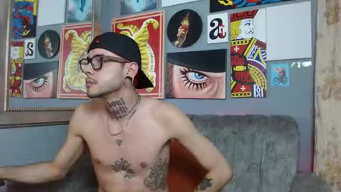 Snapshot of murdockh chatting on September 2025 04:14:02 AM murdok online show from September 2025 04:14:02 AM