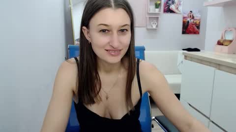 Snapshot of muriel_elvin chatting on October 2025 08:22:01 AM muriel_elvin online show from October 2025 08:22:01 AM
