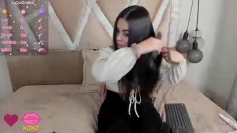 muriell_69 online show from July 2026 04:00:01 PM