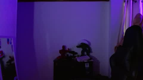 Snapshot of muscle_cock32 chatting on December 2025 07:09:01 PM David Big online show from December 2025 07:09:01 PM