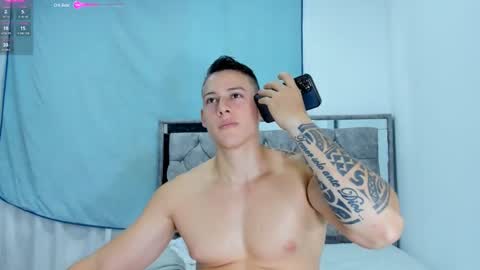 Snapshot of muscle_king_cum chatting on January 2025 02:18:01 PM muscle_king_cum online show from January 2025 02:18:01 PM
