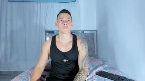 Snapshot of muscle_king_cum chatting on January 2025 12:32:02 PM muscle_king_cum online show from January 2025 12:32:02 PM
