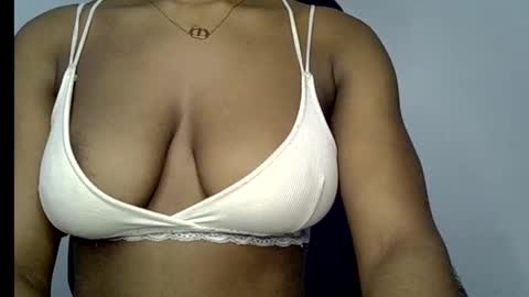 muscle_queen0 online show from January 2026 11:19:01 PM