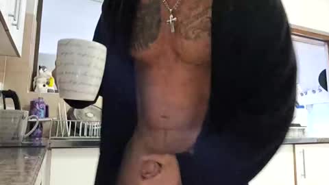 muscledaddy69s online show from May 2026 05:49:01 AM