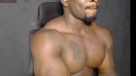 Snapshot of musclegodsammy23 chatting on December 2024 08:12:01 AM musclegod23 online show from December 2024 08:12:01 AM