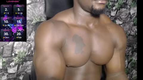 Snapshot of musclegodsammy23 chatting on December 2024 06:21:02 AM musclegod23 online show from December 2024 06:21:02 AM