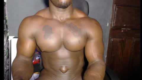 Snapshot of musclegodsammy23 chatting on January 2025 12:26:01 AM musclegod23 online show from January 2025 12:26:01 AM