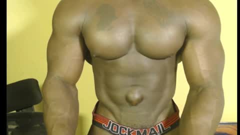 Snapshot of musclegodsammy23 chatting on February 2025 11:59:02 PM musclegod23 online show from February 2025 11:59:02 PM