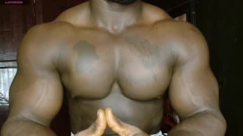 musclegod23 online show from April 2026 03:04:02 AM