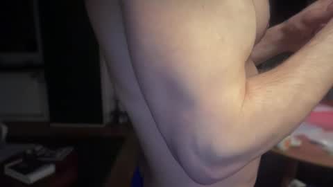 Snapshot of musclehair3 chatting on February 2025 05:43:01 PM musclehair3 online show from February 2025 05:43:01 PM