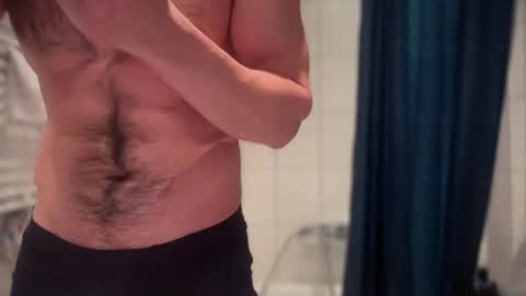 Snapshot of musclehair3 chatting on February 2025 08:18:01 AM musclehair3 online show from February 2025 08:18:01 AM
