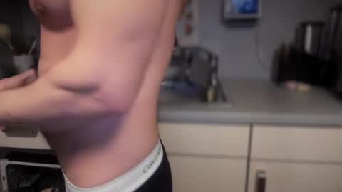 Snapshot of musclehair3 chatting on February 2025 06:23:01 PM musclehair3 online show from February 2025 06:23:01 PM