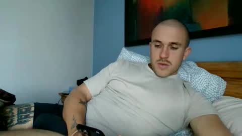 muscleshow00 online show from November 2025 12:34:01 PM