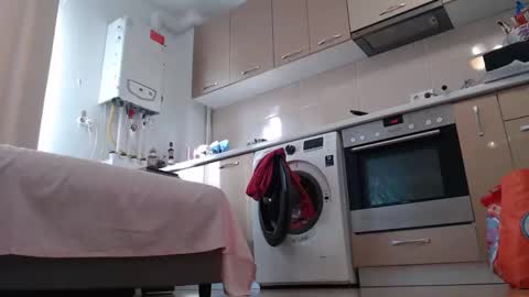 Snapshot of musclesqueen chatting on January 2025 11:55:01 AM MusclesQueen online show from January 2025 11:55:01 AM