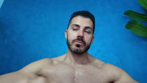 Snapshot of muscularmaster chatting on June 2026 09:07:02 AM muscularmaster onlyfans online show from June 2026 09:07:02 AM