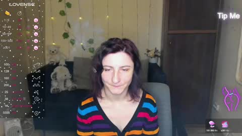 Snapshot of muse_kitty_jenia chatting on January 2025 05:10:01 AM Jenya online show from January 2025 05:10:01 AM