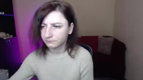 Snapshot of muse_kitty_jenia chatting on February 2025 06:58:01 PM Jenya online show from February 2025 06:58:01 PM