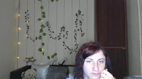 Jeneva online show from April 2026 05:23:01 PM