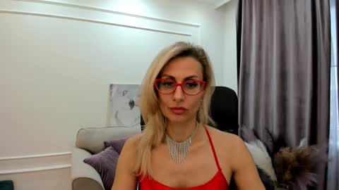 Diana online show from January 2025 12:09:02 PM