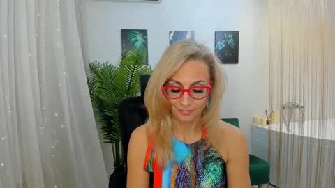 Diana online show from February 2025 10:57:01 AM