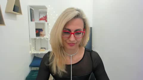 Diana online show from March 2025 05:50:01 PM