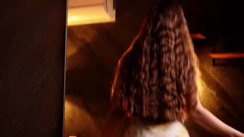 MuseSolis online show from February 2025 10:12:01 PM