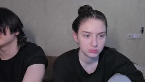 Snapshot of muuur_love chatting on February 2026 03:31:02 PM cute couple online show from February 2026 03:31:02 PM