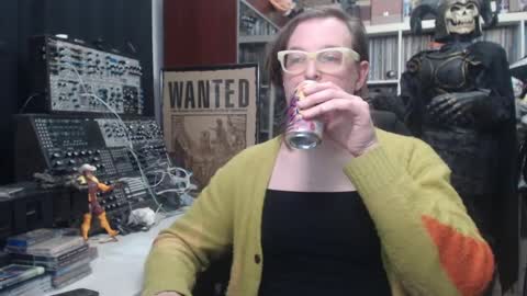 Snapshot of muziknerd chatting on February 2025 08:11:02 AM Muziknerd online show from February 2025 08:11:02 AM