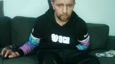 Martin online show from February 2025 02:06:01 AM