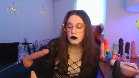 Mx Charlotte online show from April 2026 08:42:01 PM