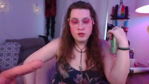 Snapshot of mxsissycharlotte chatting on July 2026 06:43:01 PM Mx Charlotte online show from July 2026 06:43:01 PM