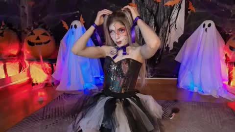 Maite online show from November 2025 12:40:02 PM