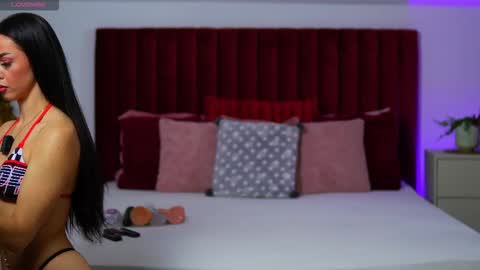 Mya   online show from November 2025 05:06:01 AM