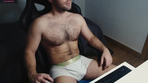 Snapshot of myhairymacho chatting on February 2025 12:52:02 PM Juan  OF  myhairymacho online show from February 2025 12:52:02 PM