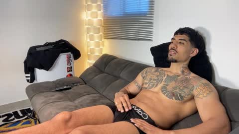 Myke esthetic online show from December 2025 10:16:01 PM