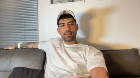 Myke esthetic online show from April 2026 07:47:02 AM