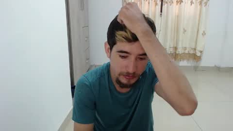 Snapshot of myke_xxx chatting on December 2024 11:50:02 AM mike online show from December 2024 11:50:02 AM